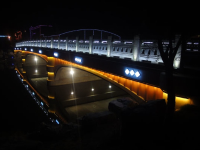 橋梁景觀亮化公司-燈光效果與橋梁相結合