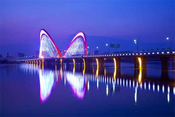 大橋景觀亮化-變成城市經濟關鍵構成